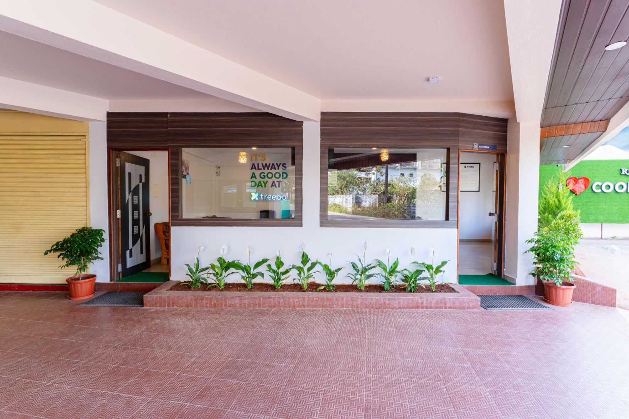 Treebo Regalia Comforts, 15 Mins From Abbey Waterfall Hotel Madikeri Exterior photo