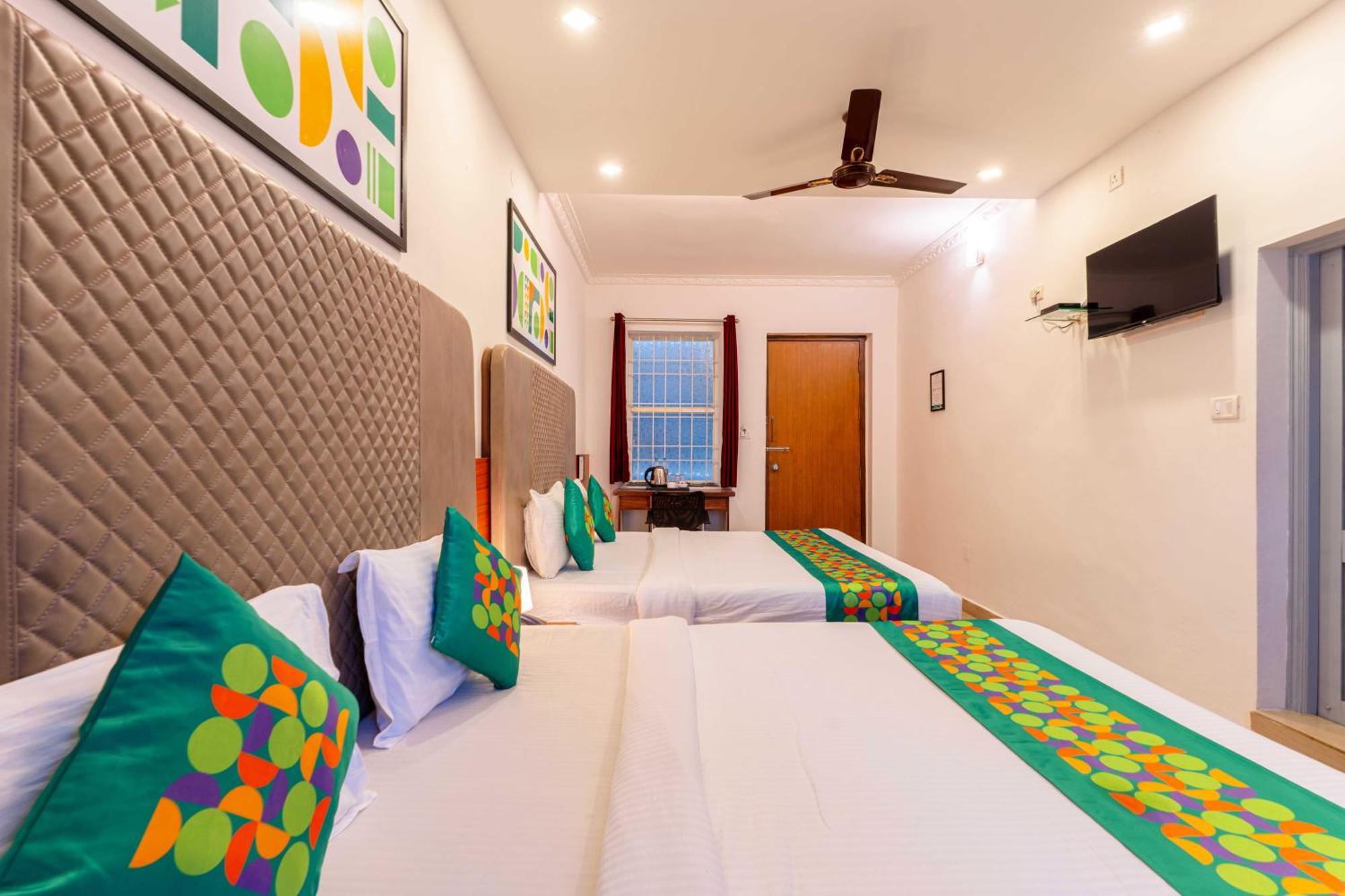 Treebo Regalia Comforts, 15 Mins From Abbey Waterfall Hotel Madikeri Exterior photo